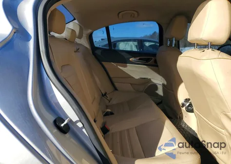 2017 Alfa Romeo Giulia Ti z USA, uszkodzony, nr VIN ZARFAECNXH7550651